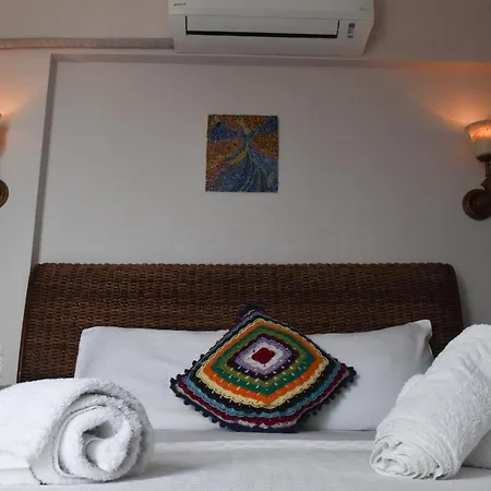 Smyrna Bed and breakfast 3*