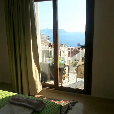 Smyrna Couette-café 3*