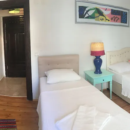 Smyrna Couette-café 3*