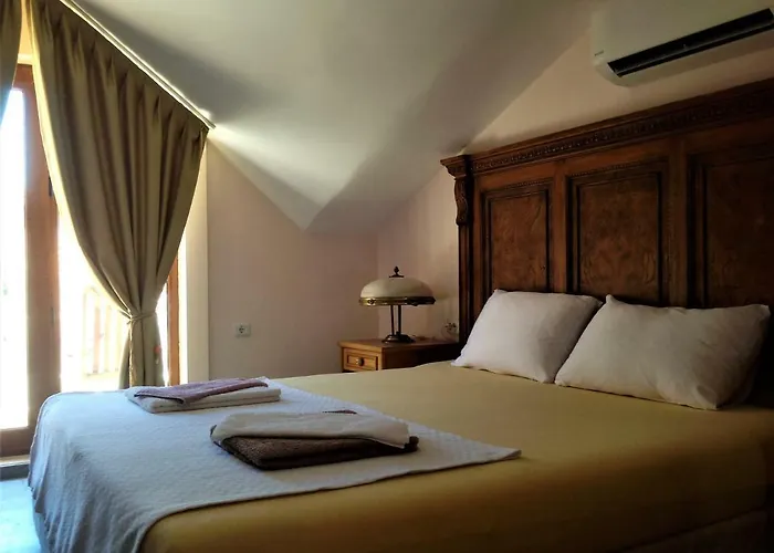 Smyrna Bed & Breakfast 3*